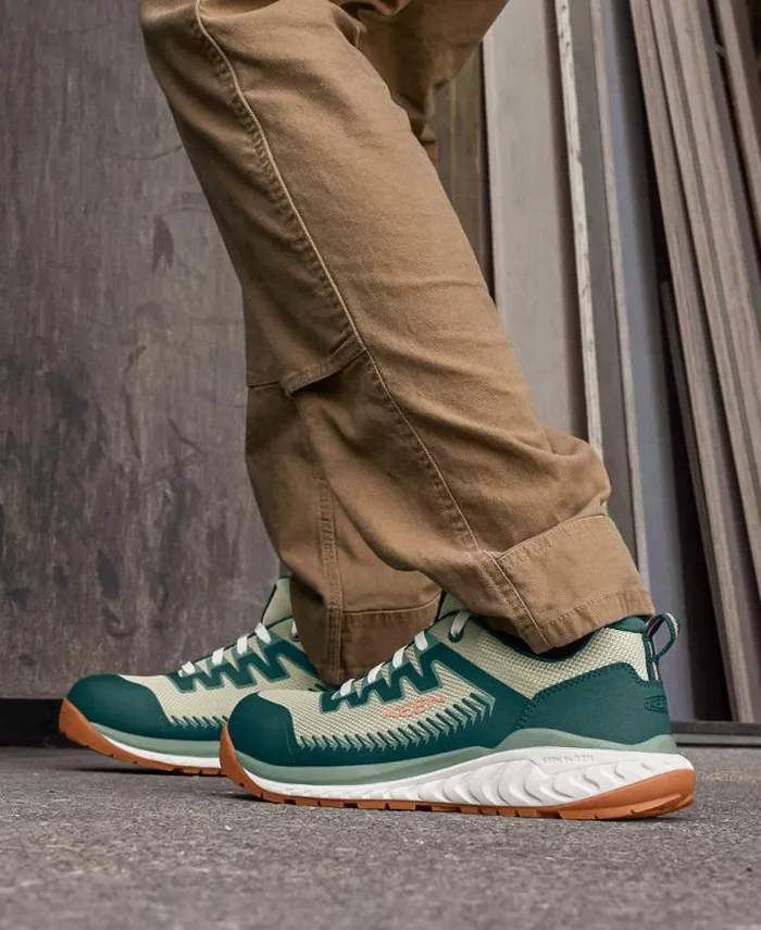 Arvada CarbonFiber Toe Green Work Shoe Women KEEN Work Boots and Shoes Arvada CarbonFiber Toe Green Work Shoe Women KEEN Work Boots and Shoes