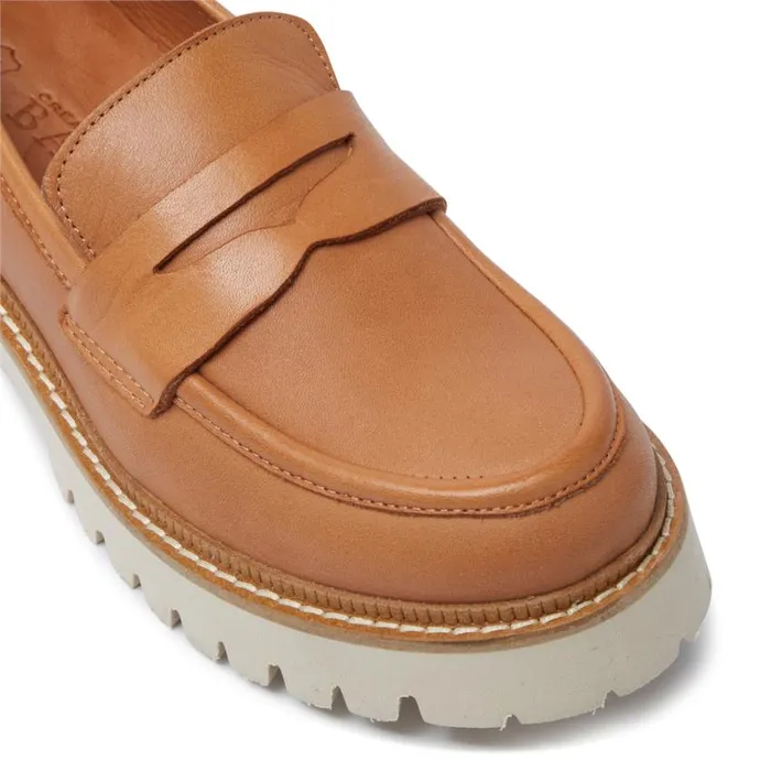 Carl Scarpa Rolita Tan Leather Loafers Women Leather Loafers