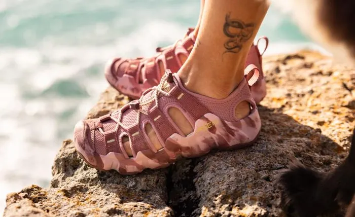 Hyperport H2 TangerineMarina Closed Toe Sandal Women KEEN Sandals Hyperport H2 TangerineMarina Closed Toe Sandal Women KEEN Sandals