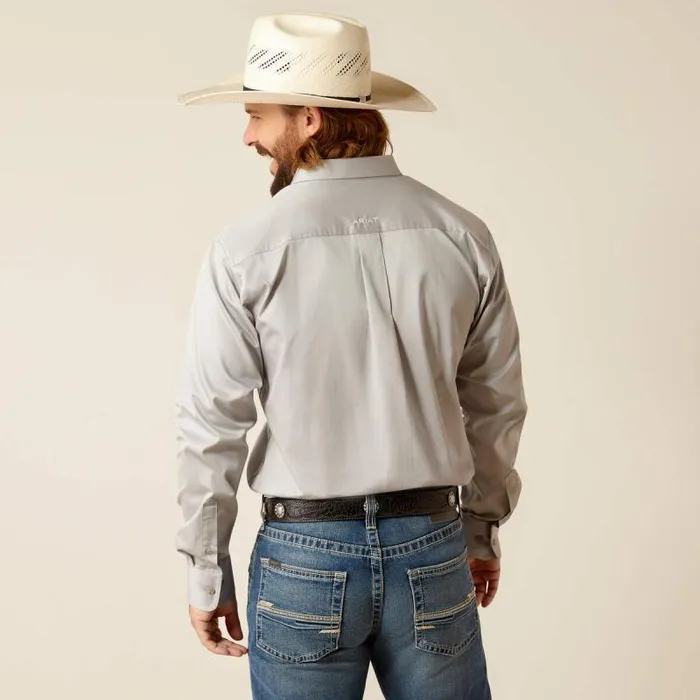 Men Button Down Shirts Ariat Team Logo Twill Fitted Shirt Light Grey Men Button Down Shirts Ariat Team Logo Twill Fitted Shirt Light Grey