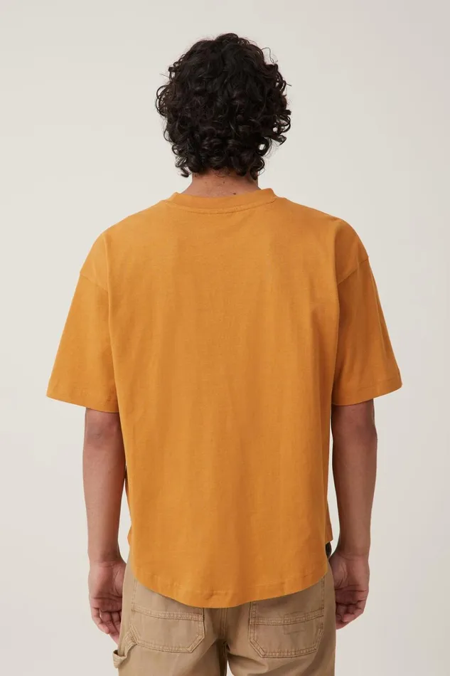 Men Tees and Tanks Cotton On Box Fit Scooped Hem TShirt Buckskin Gold Men Tees and Tanks Cotton On Box Fit Scooped Hem TShirt Buckskin Gold