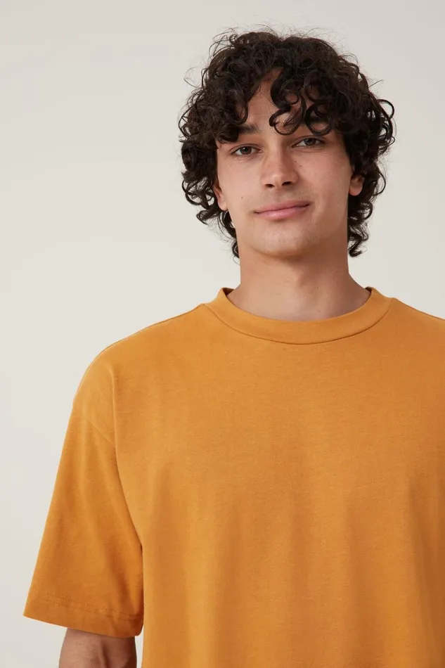 Men Tees and Tanks Cotton On Box Fit Scooped Hem TShirt Buckskin Gold Men Tees and Tanks Cotton On Box Fit Scooped Hem TShirt Buckskin Gold