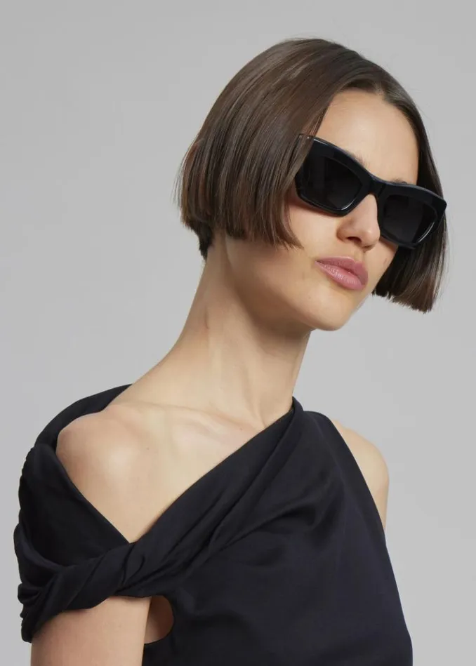 Men The Frankie Shop Port Tanger Ayreen Sunglasses 8211 Black AcetateBlack Lens Black Acetateblack Lens