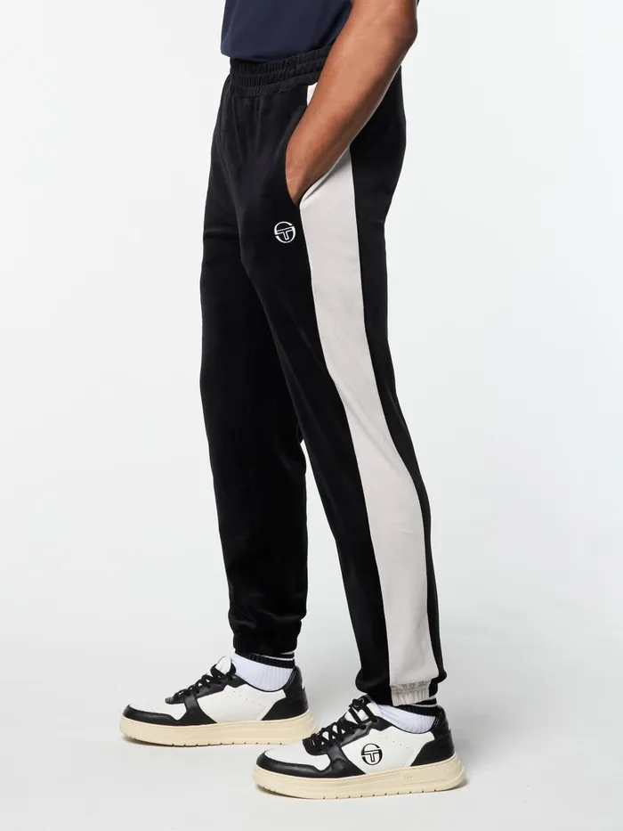 Men Tracksuits Sergio Tacchini Cielo Velour Track Pant Black Beauty