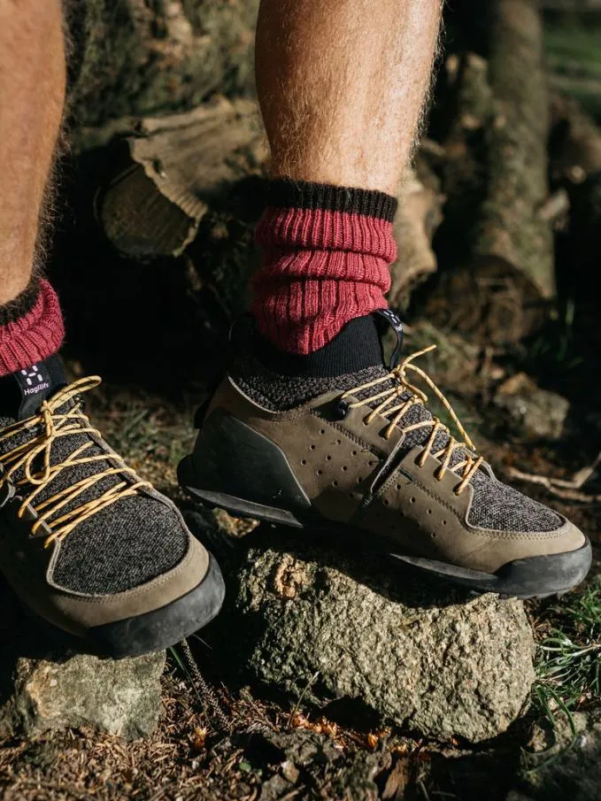MenWomen Bosun Sock Mulberrycarob Finisterre Socks