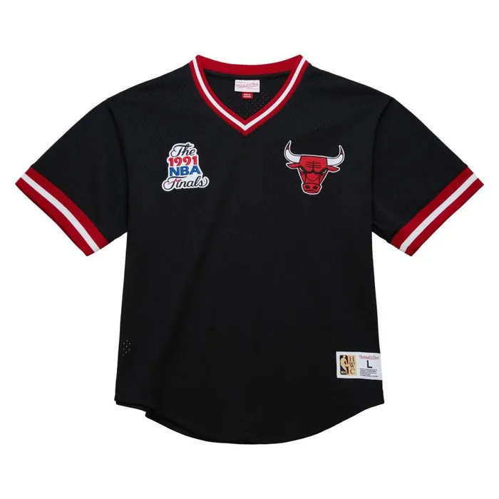 Mitchell and Ness Fashion Mesh VNeck Vintage Logo Chicago Bulls Men TShirts and Tops Mitchell and Ness Fashion Mesh VNeck Vintage Logo Chicago Bulls Men TShirts and Tops