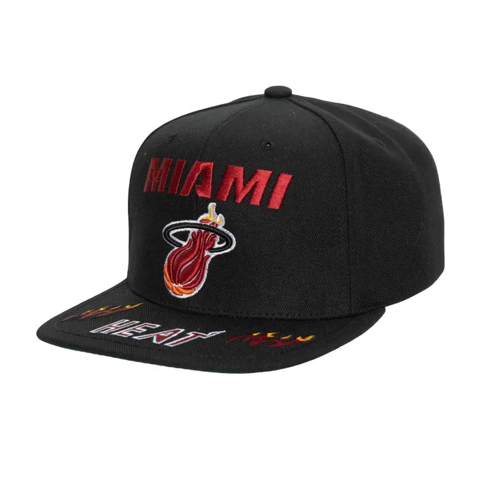 Mitchell and Ness Front Loaded Snapback HWC Miami Heat Men Hats and Headwear