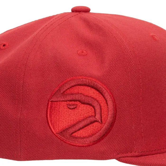 Mitchell and Ness Monochromatic Snapback HWC Atlanta Hawks Men Hats and Headwear Mitchell and Ness Monochromatic Snapback HWC Atlanta Hawks Men Hats and Headwear