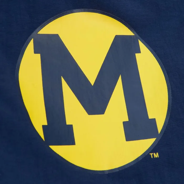 Mitchell and Ness Nylon Utility Shorts University Of Michigan Men Shorts Mitchell and Ness Nylon Utility Shorts University Of Michigan Men Shorts