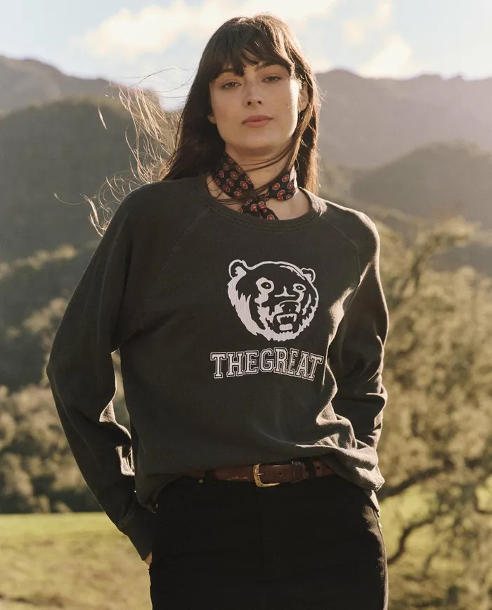 Novelty Tees and Sweats Women The Great The College Sweatshirt Graphic Washed Black With Bear Graphic Novelty Tees and Sweats Women The Great The College Sweatshirt Graphic Washed Black With Bear Graphic
