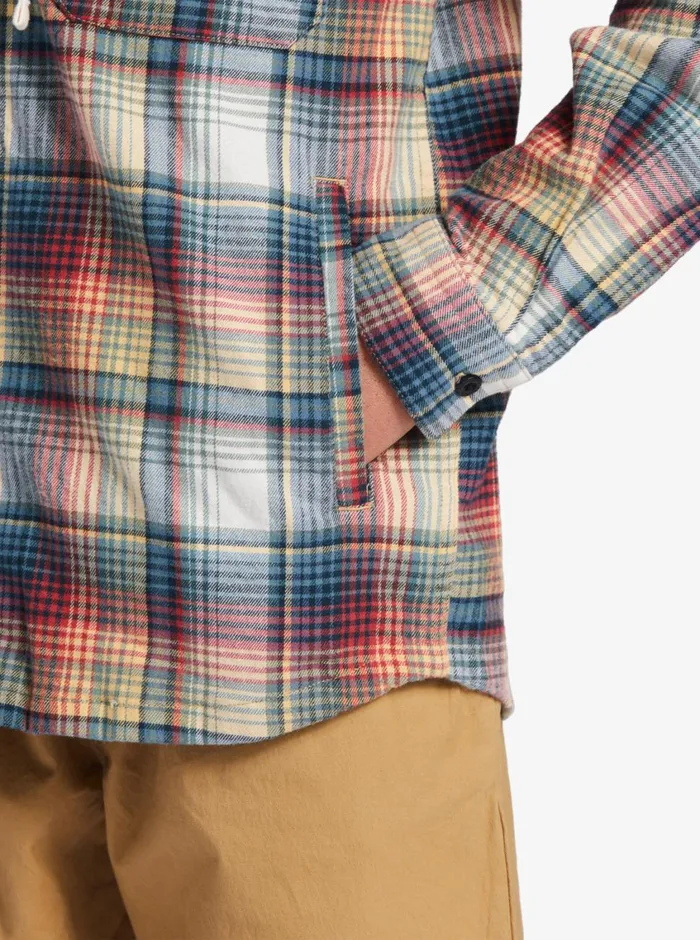 Quiksilver 816 Briggs Hooded Flannel Woven Shirt Mineral Red Briggs Flannel Boys Shirts Quiksilver 816 Briggs Hooded Flannel Woven Shirt Mineral Red Briggs Flannel Boys Shirts