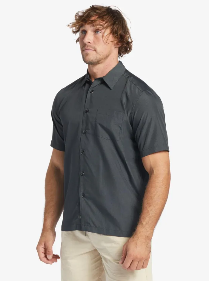 Quiksilver Kings Cliff Short Sleeve Shirt Black Kings Cliff MensWaterman Shirts and Polos Quiksilver Kings Cliff Short Sleeve Shirt Black Kings Cliff MensWaterman Shirts and Polos