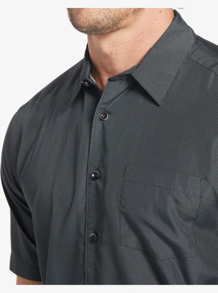 Quiksilver Kings Cliff Short Sleeve Shirt Black Kings Cliff MensWaterman Shirts and Polos Quiksilver Kings Cliff Short Sleeve Shirt Black Kings Cliff MensWaterman Shirts and Polos
