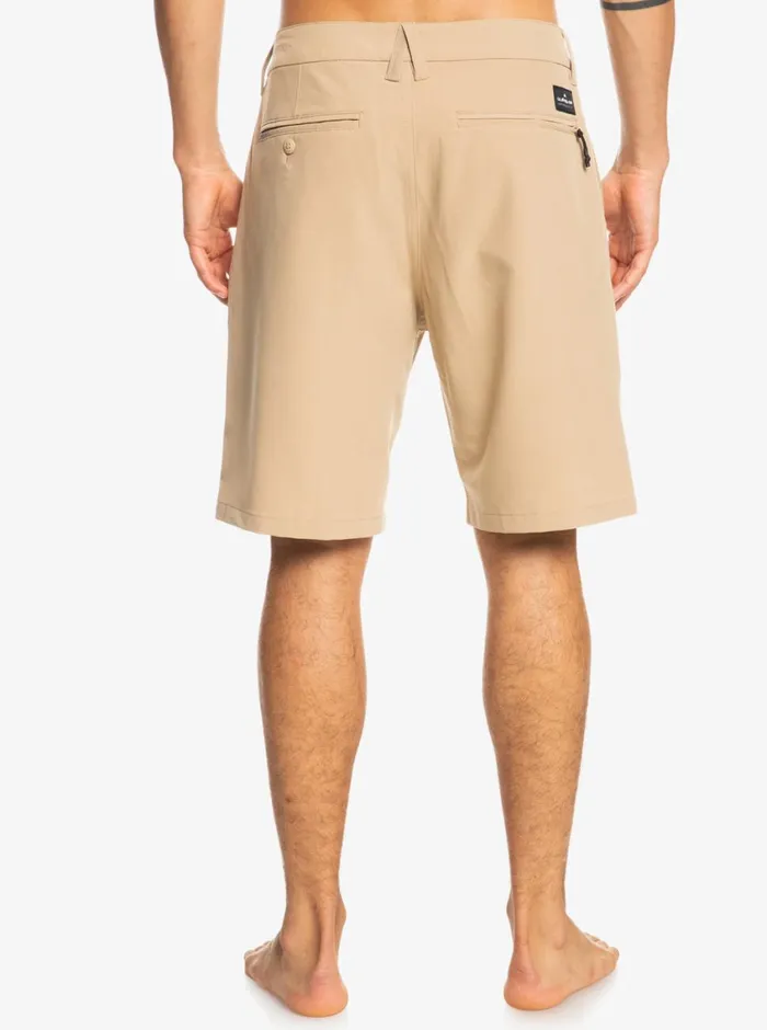Quiksilver Ocean Union Amphibian 20034 Hybrid Shorts Plage Mens Shorts and Amphibians Quiksilver Ocean Union Amphibian 20034 Hybrid Shorts Plage Mens Shorts and Amphibians