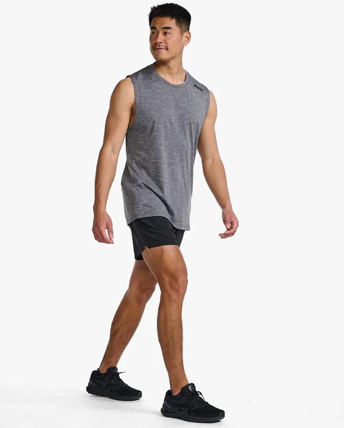 Sleeveless Mens 2XU Motion Tank Harbor Mistblack
