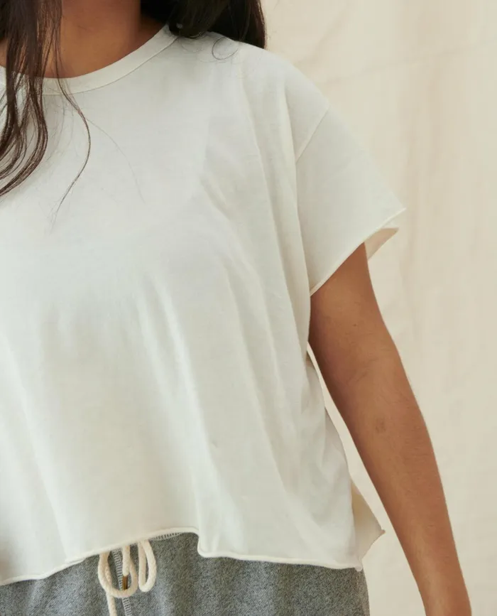 Tees Women The Great The Crop Tee Solid Washed White Tees Women The Great The Crop Tee Solid Washed White