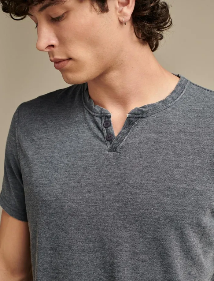 Venice Burnout Notch Neck Tee American Navy Men Lucky Brand Shirts and Tops
