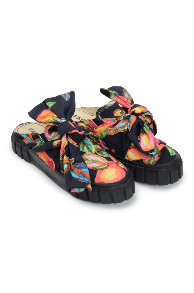 Women Boots and Sneakers Farm Rio Black Cashew Mule Sneaker With Bow