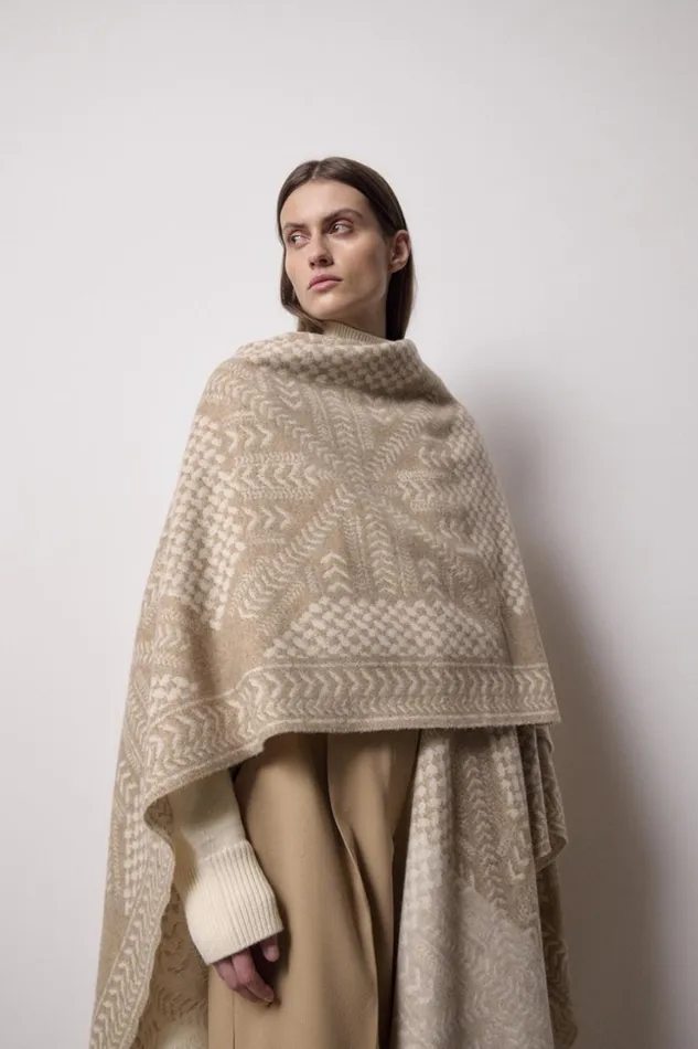 Women Coats and Jackets Lala Berlin Poncho Pineo Wool Mix Heritage Star Sand