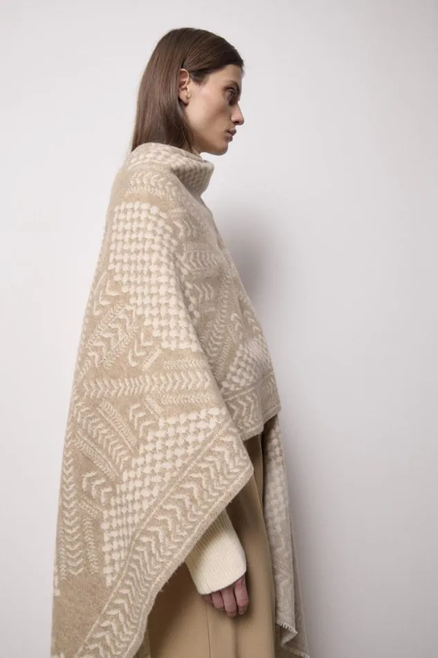 Women Coats and Jackets Lala Berlin Poncho Pineo Wool Mix Heritage Star Sand Women Coats and Jackets Lala Berlin Poncho Pineo Wool Mix Heritage Star Sand