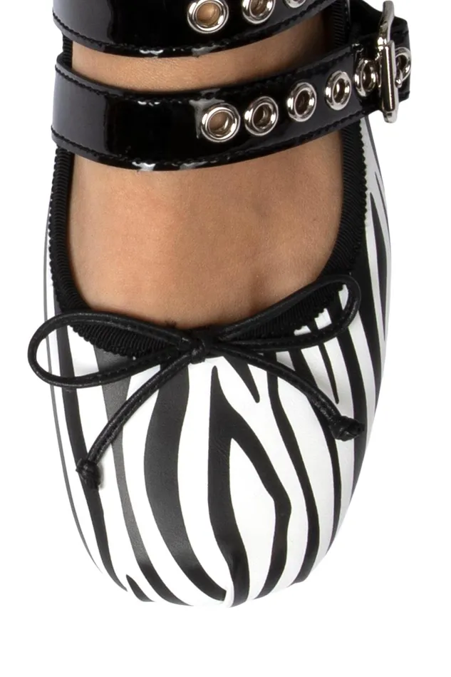 Women Jeffrey Campbell Ballet Flats BALLOTTE Zebra Black Patent Silver