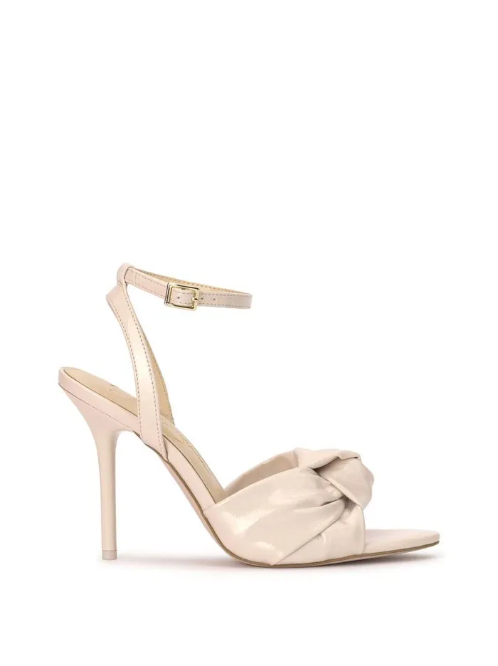 Women Jessica Simpson Sandals Neveny High Heel In Chalk