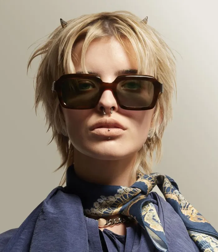 WomenMen Hardware Sunglasses Brown Vivienne Westwood Sunglasses WomenMen Hardware Sunglasses Brown Vivienne Westwood Sunglasses