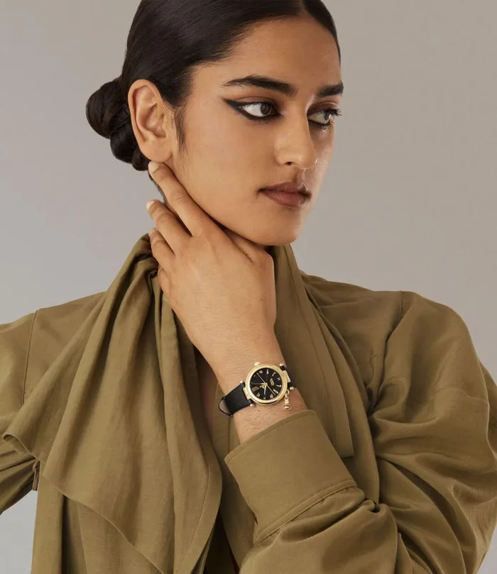 WomenMen Orb Heart Watch Goldblack Vivienne Westwood Watches WomenMen Orb Heart Watch Goldblack Vivienne Westwood Watches