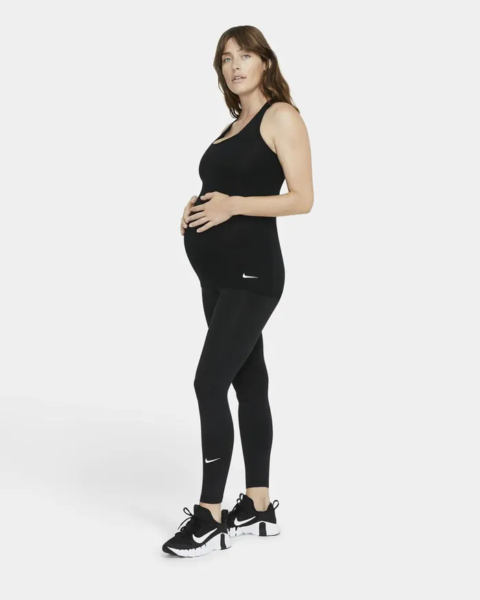 Yoga Women Nike DriFIT M Blackblackwhite